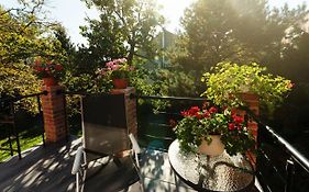 Gostynin Garden Apartment III